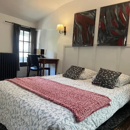 Les Pins Mauves * ポアティエ